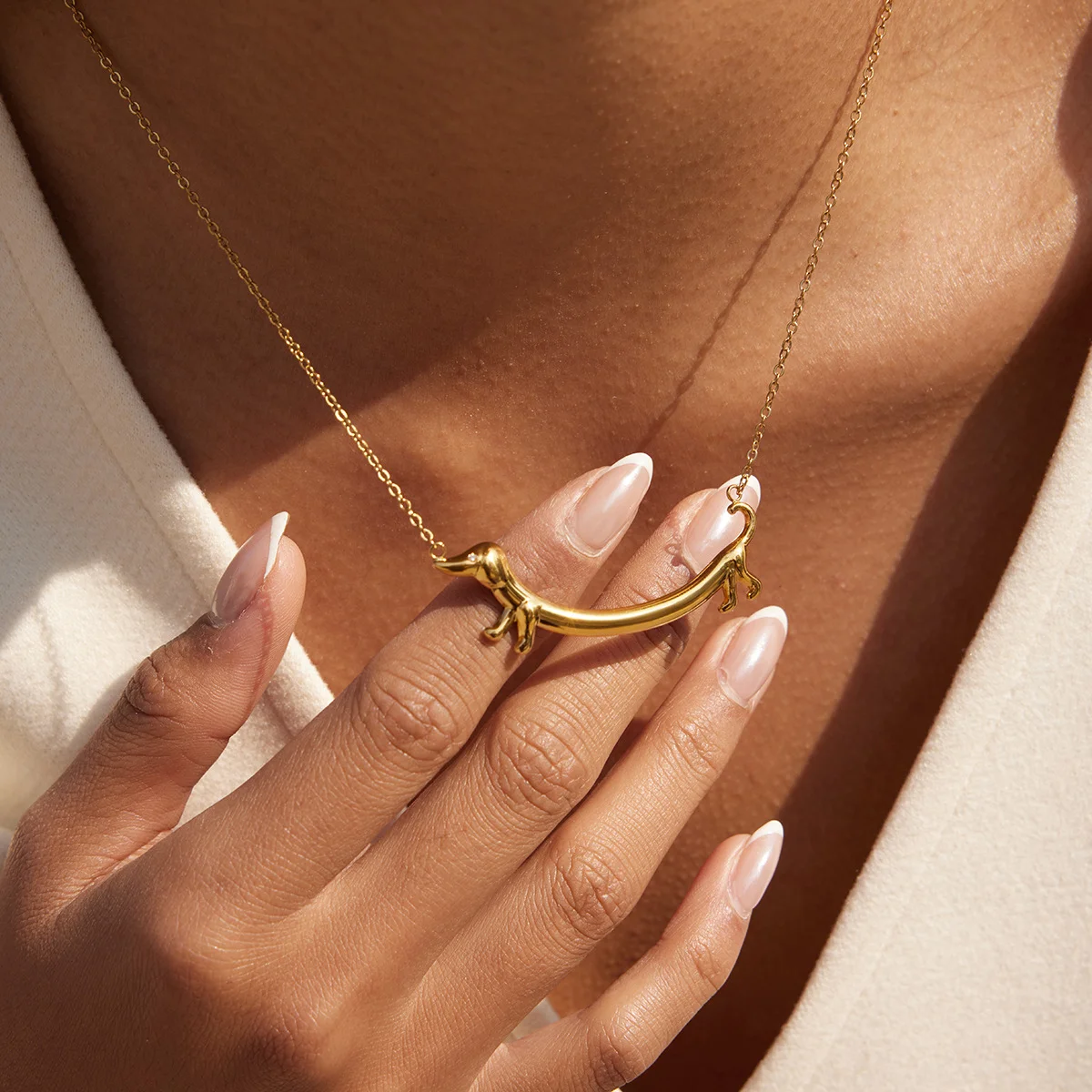 Cute Dog Dachshund Pendant Necklace For Women Pet Jewelry Gold Color Stainless Steel Nameplate Charm Elegant 2026 Unique Gift