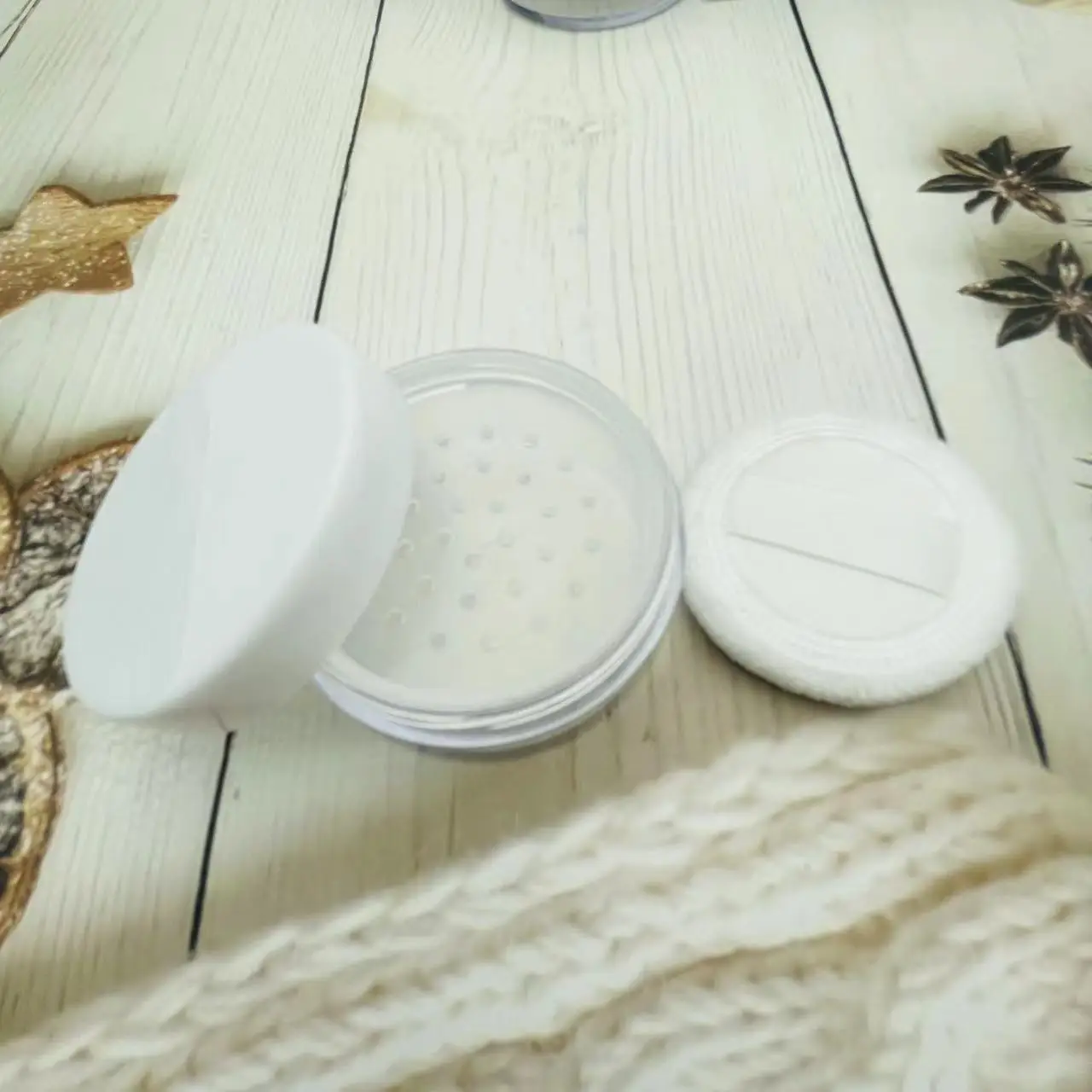 20g Empty Loose powder jars With Sifter Mesh White Cap Puff Powder subpackage Cosmetics Container