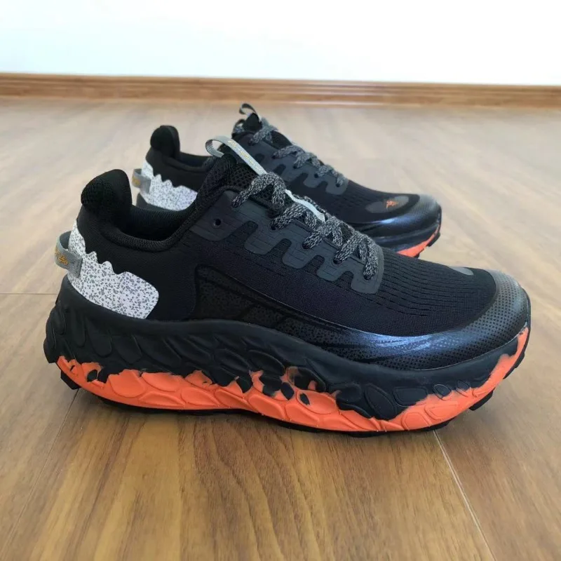 Outdoor Training Hiking Shoe Wear-resistant and High Rebound Off-road Running Shoes Unisex Comfortable Breathable Sports Shoes