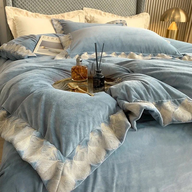 Autumn and Winter Double-sided Velvet Thickened Milk Velvet European Style Feather Embroidered Duvet Cover Bed Sheets