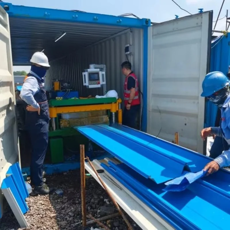 Fully Automatic Roof Tile Former Machine PPGI GL 0.3-0.8MM Roof Panel Sheet Machine Portable Metal Roofing Roll Forming Machine