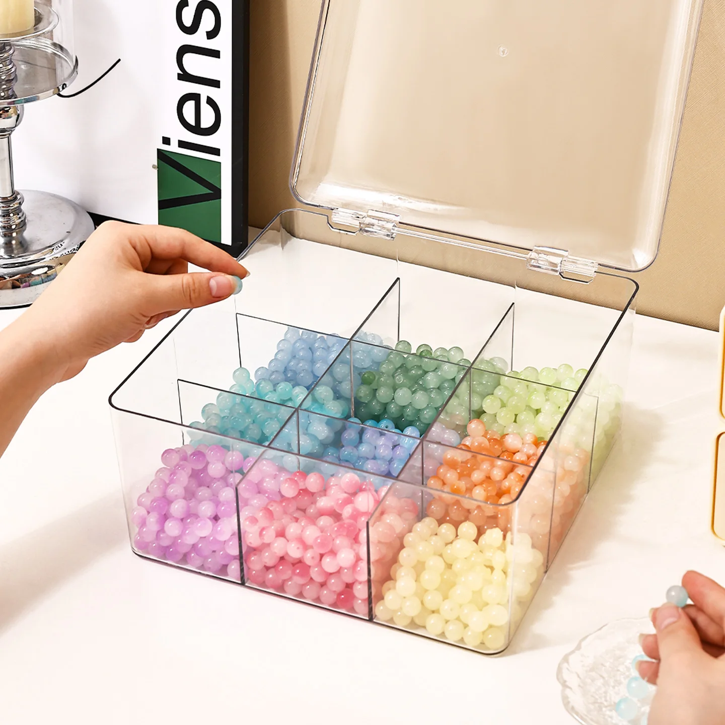 

Handmade Bead 9-Grid Storage Box With Cover, Dust-proof Desktop Organizer Box, Transparent Jewelry Divider Box