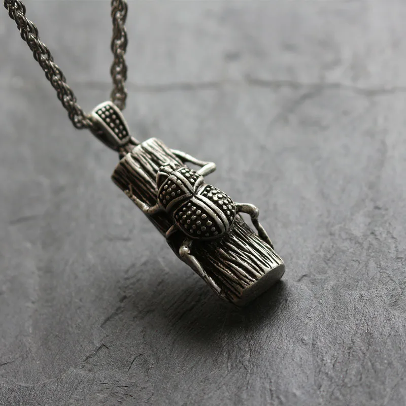 Punk Dead Moth Antiquity Mini Insect Moth Pendant Necklace Vintage Strange Collar Chain For Women's Necklace Chic Jewelry Gi