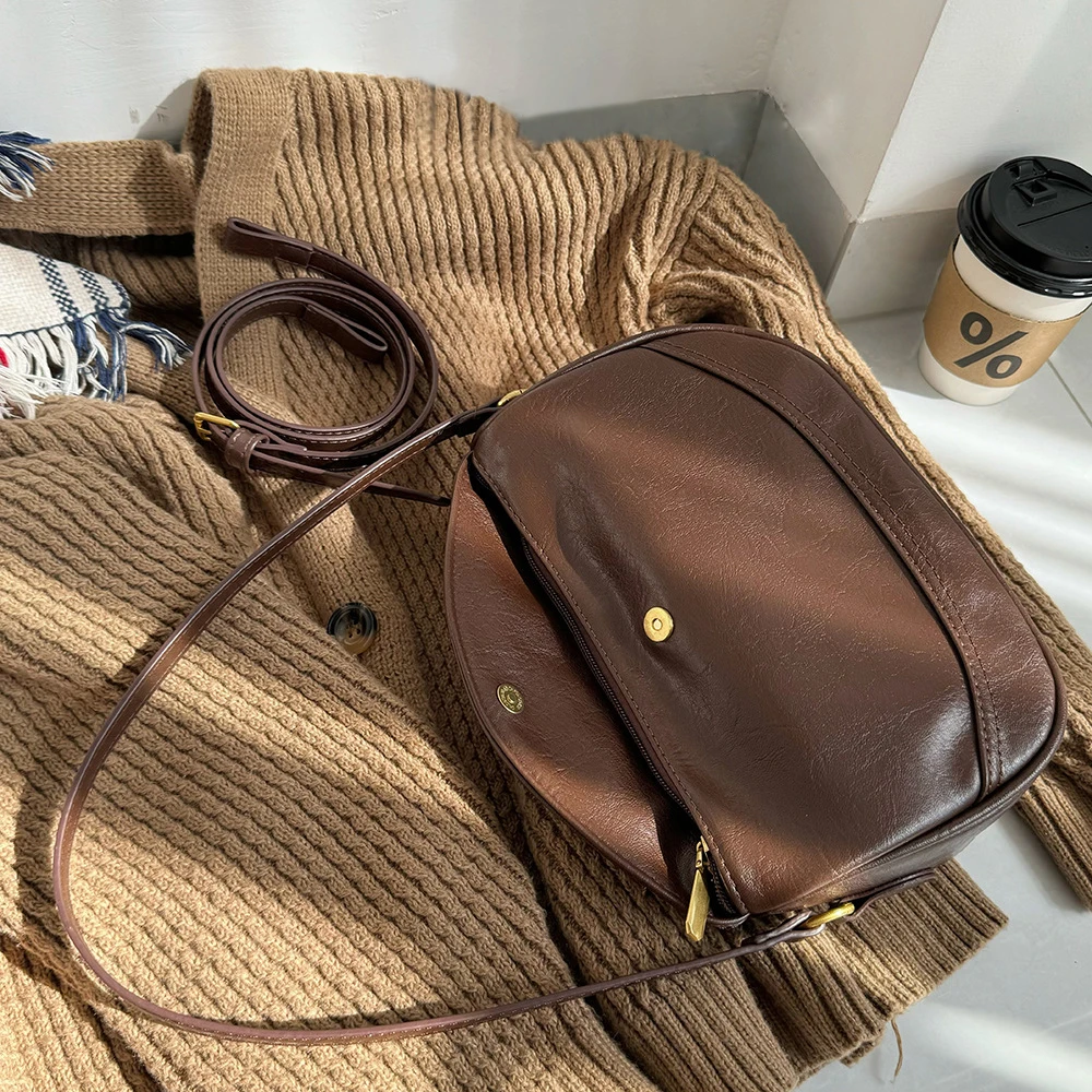 حقيبة يد نسائية عصرية ريترو كتف واحد حقيبة الإبط قطري عبر زلابية حقيبة 2025 محفظة صغيرة جديدة من جلد البولي يوريثان