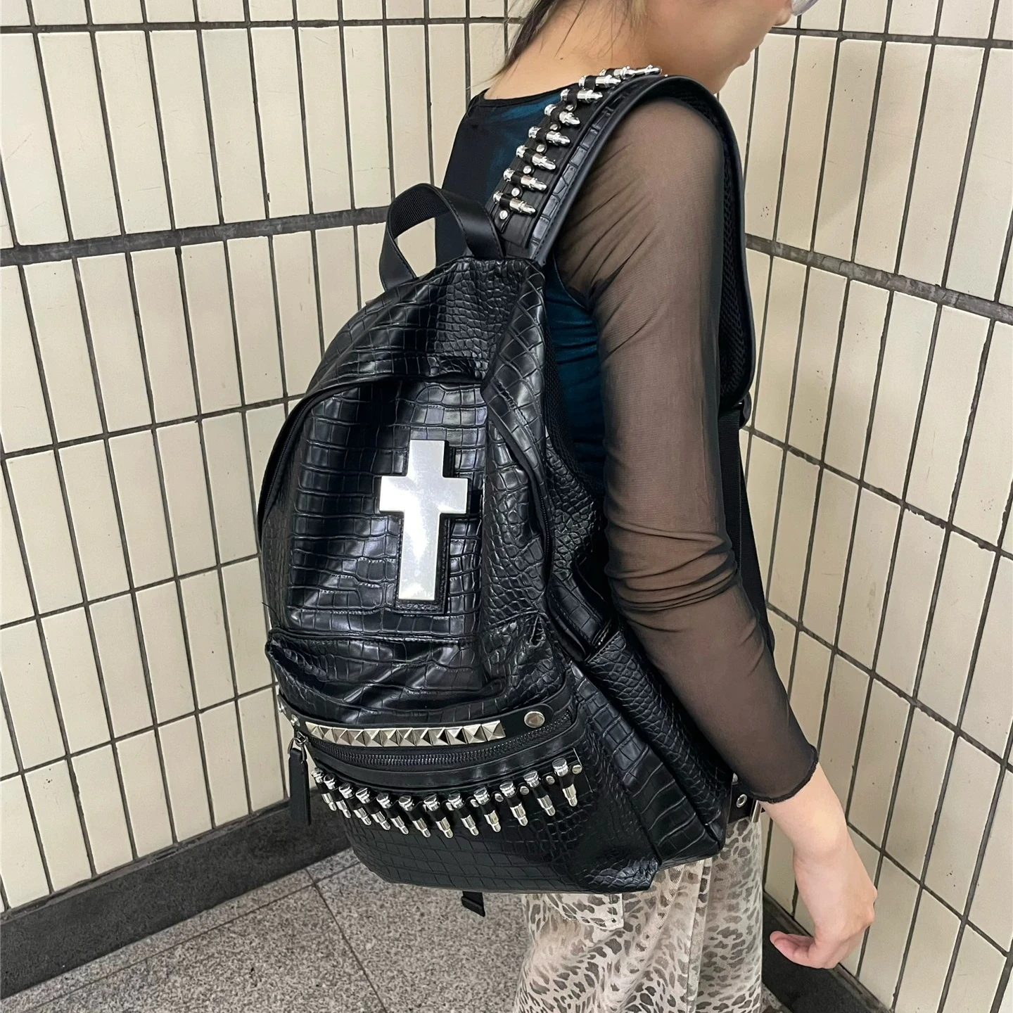 Original Designed Backpack for Men's Punk Rock Style Rivet Schoolbag Women's Y2K Trendy Brand Spice Girl Backpack