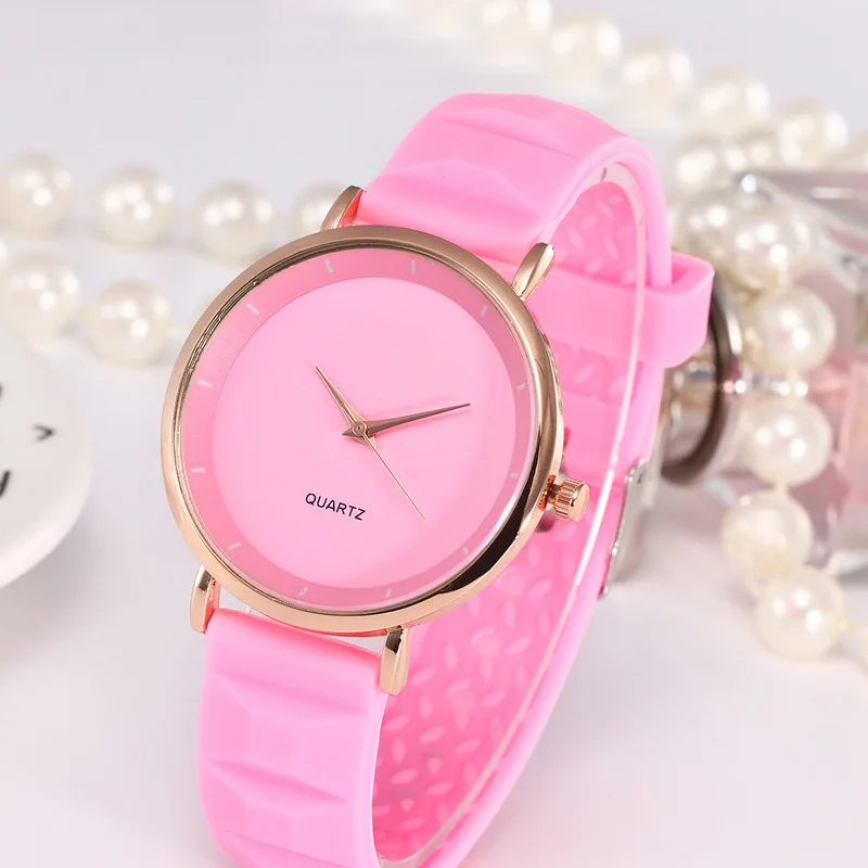 Women's Quartz Watch Casual Ladies Wristwatch Simple Candy Colored Silicone Strap Student Daily Wear Fashion Female Watches
