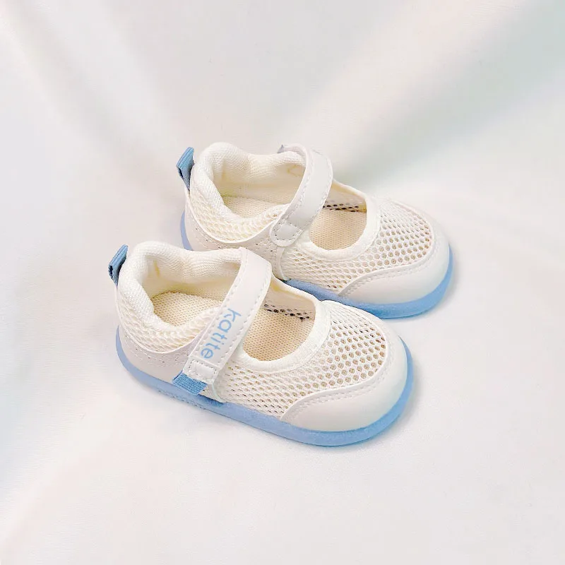 

Детские прогулочные туфли из сетки, дышащие, повседневные, на липучках, с мягкой подошвой, 2026, абсолютно новые, милые, нескользящие, для малышей