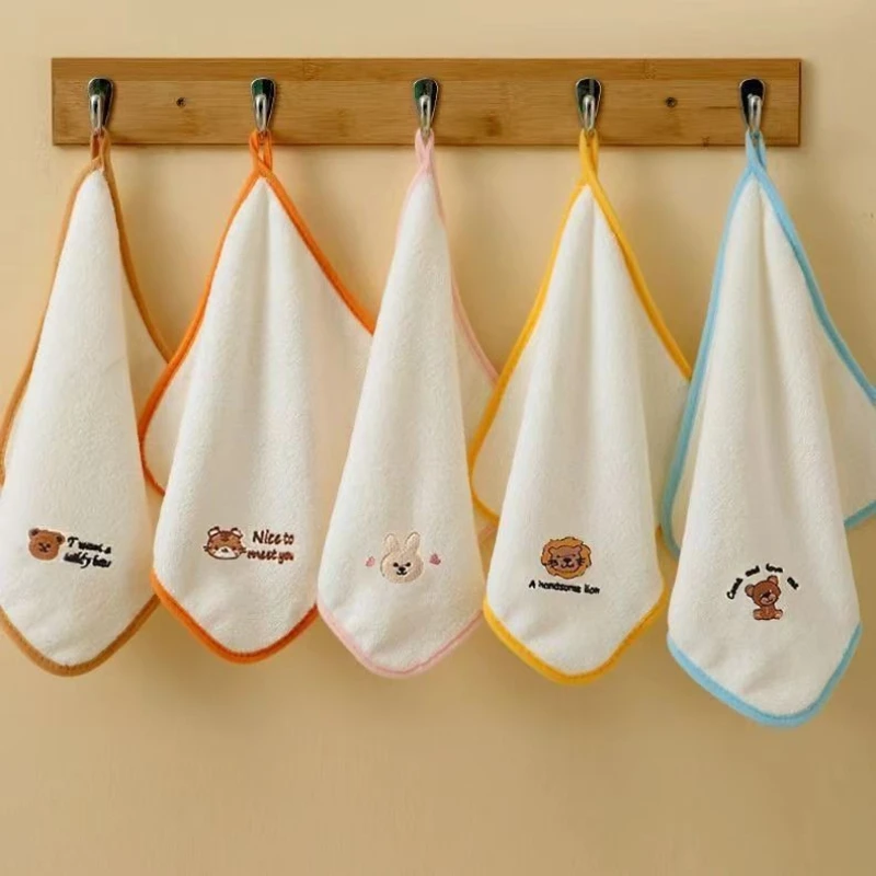 5 قطعة مجموعة منشفة الطفل لينة الجلد ودية منشفة لعابه لحديثي الولادة البنود المرجان الصوف ماصة الطفل المربعات منشفة الوجه 25x25 سنتيمتر