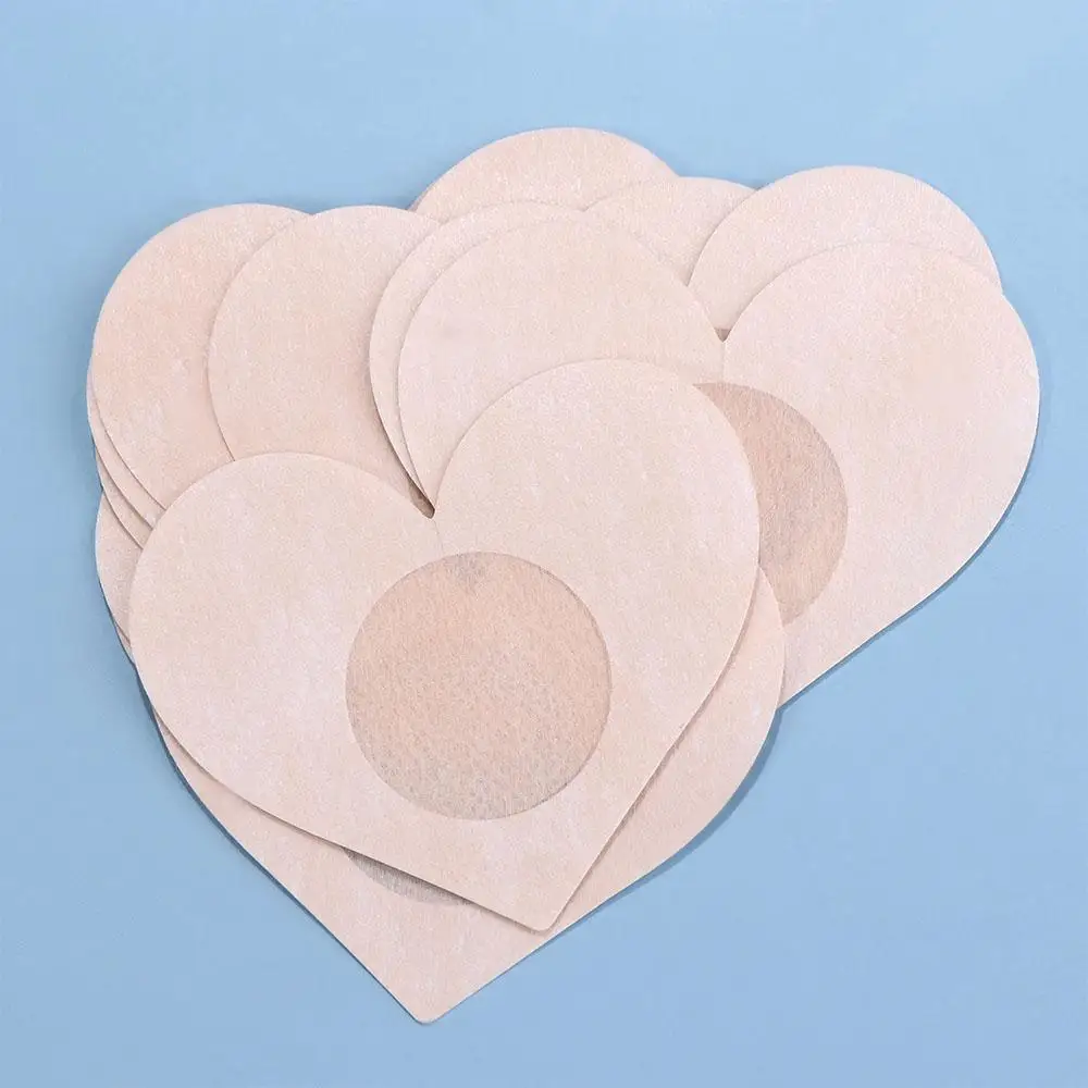 Protezioni per il seno Reggiseno per sollevamento Pasties per donna Cuscinetto per capezzoli senza fili Adesivi per seno a forma di cuore senza schienale Copricapezzoli Adesivo per petali