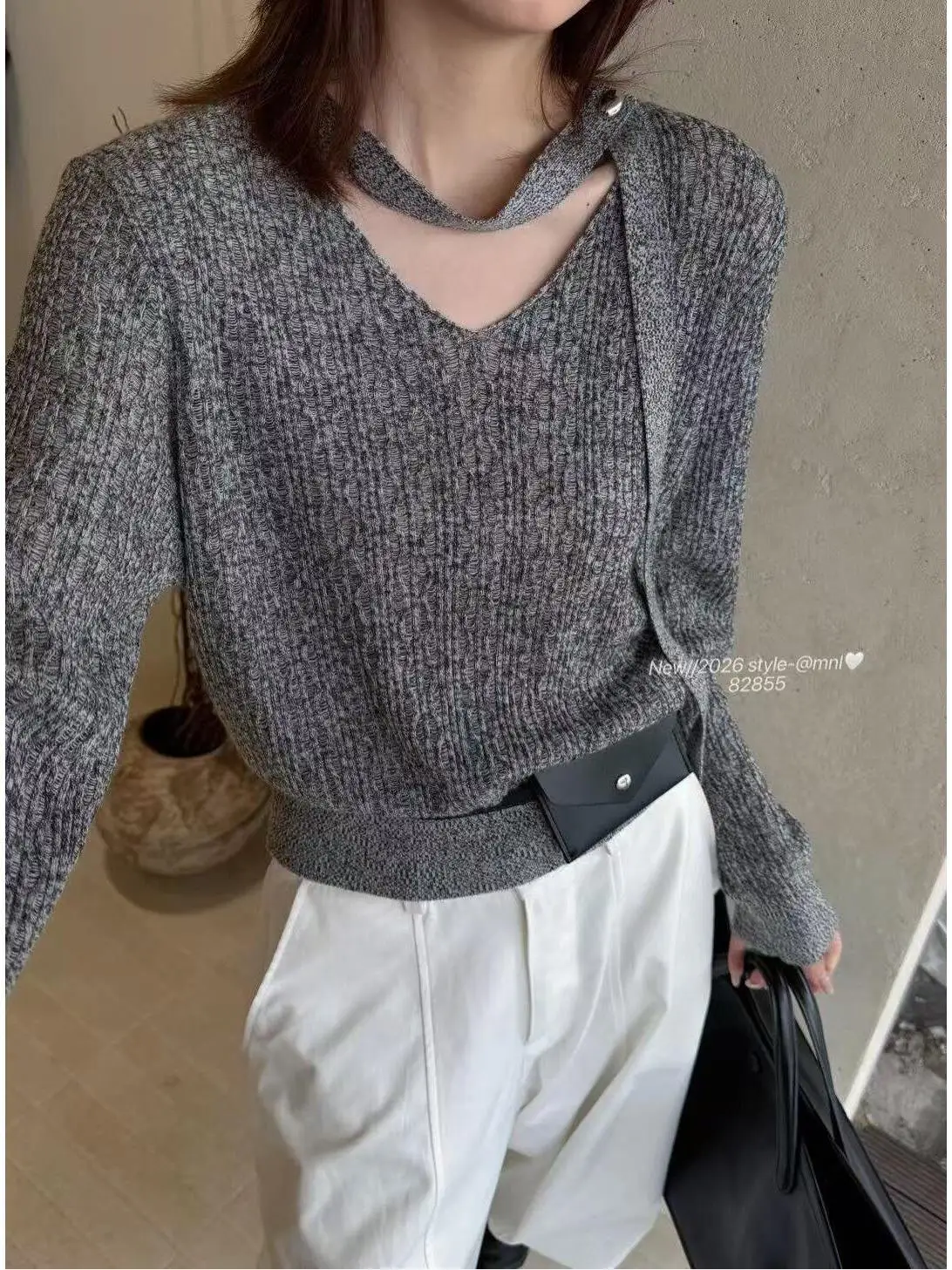 High Quality 2026 New V-Neck Sash Knitted Sweater Women's Loose Soft Versatile Overhead Sweater Commute Style Knitwear