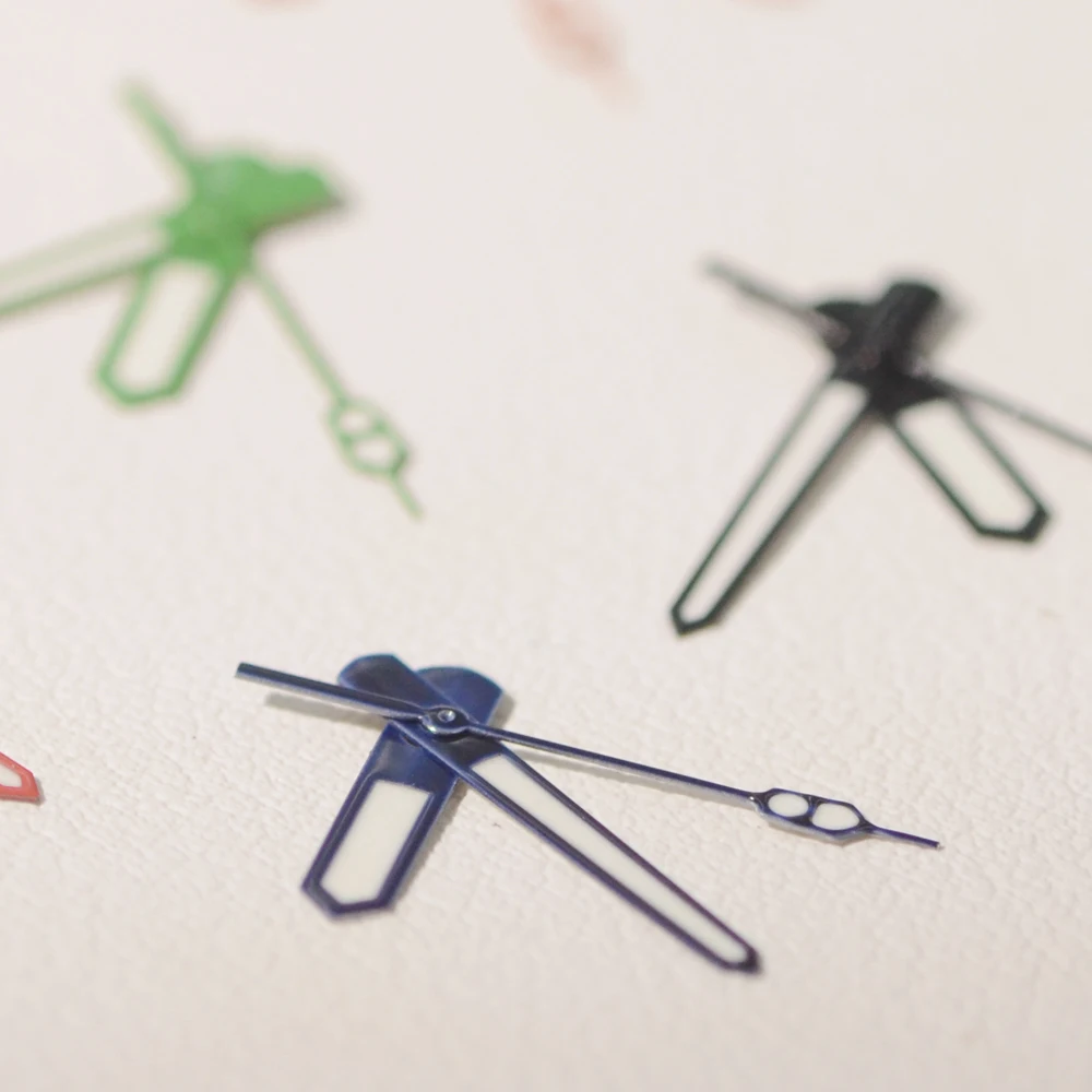 أخضر أحمر أبيض أزرق برتقالي أسود ساعات مؤشرات الغوص الأيدي الساعات الإبر الأخضر C3 مضيئة لحركة NH34 NH35 NH36