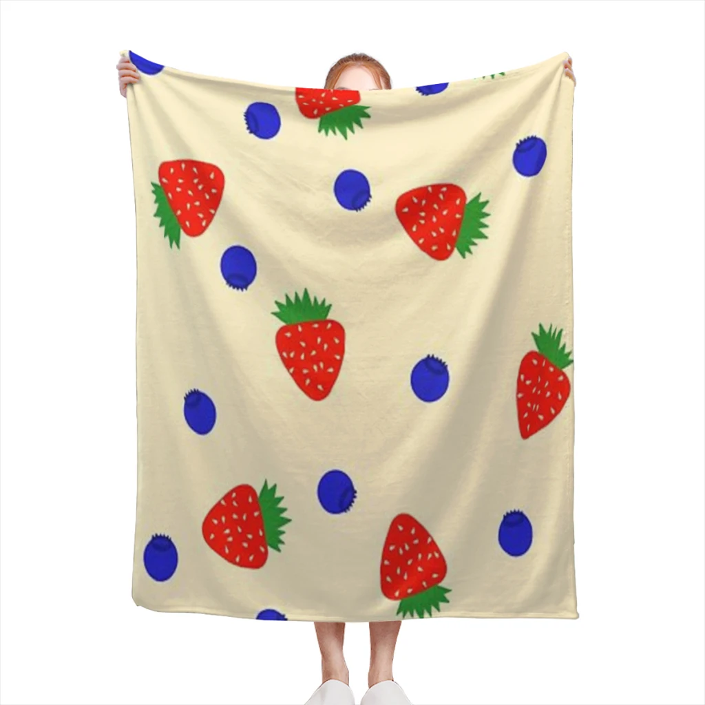 

Strawberry and Blueberry Pattern Comfortable Flanne Blanket Fluffy Soft Bedroom Decor Sofa Comforter Home Summer Blanket