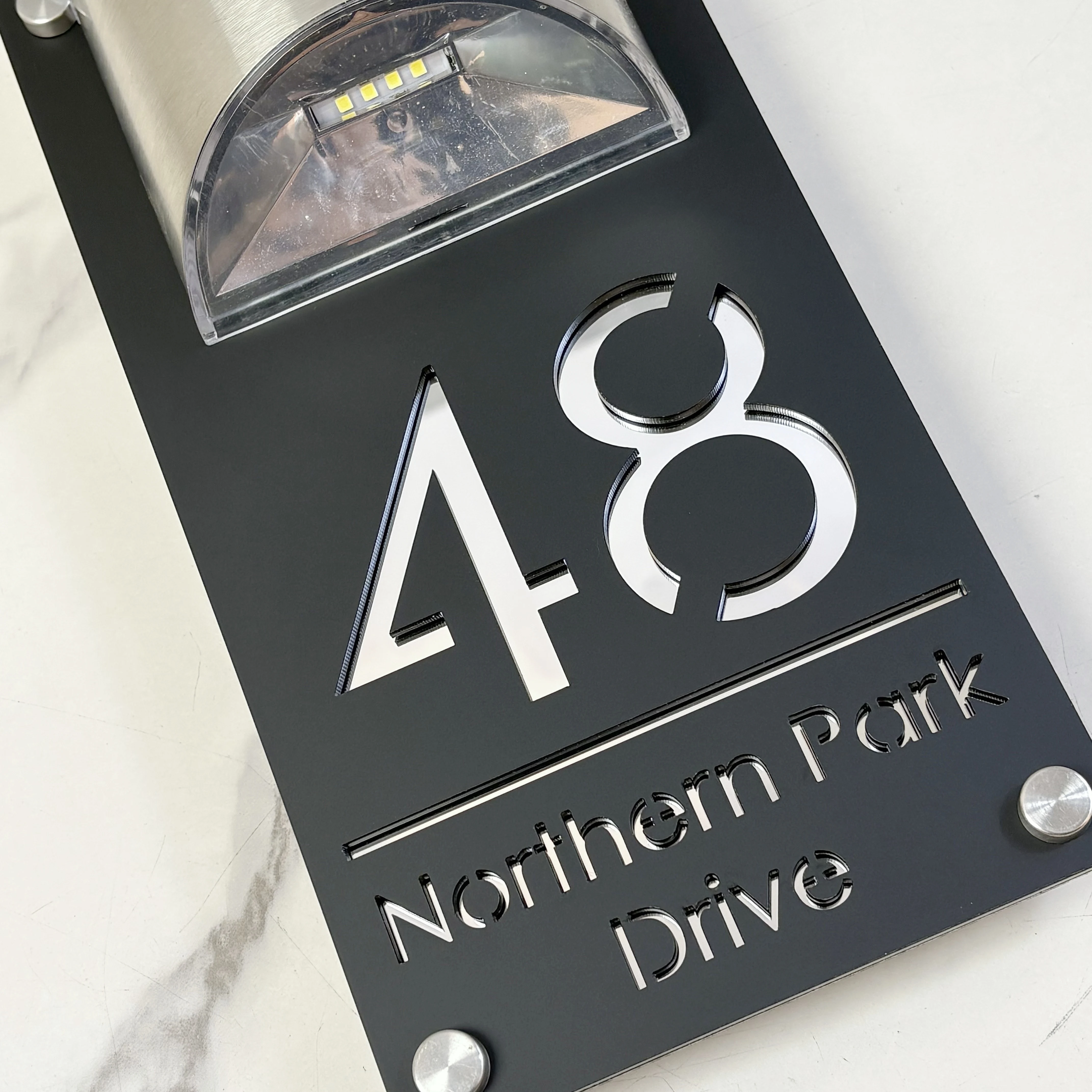 Personalized Solar Outdoor Light House Number Sign Laser Cut Acrylic Address Name Plaque 3D LED Wall Signs Home Decor Gift Plate