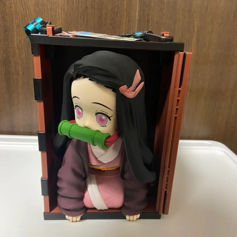 

В наличии 22 см кукла Demon Slayer Nezuko Kamado, милая модель куклы из ПВХ, периферийные устройства для автомобиля, настольные маленькие украшения, комиксы, аниме, экшн-подарок