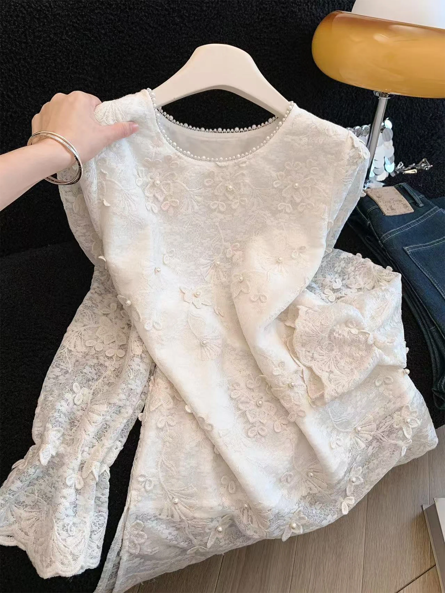 

Ele Embroidered Heavy Work Bead Lace irt Spring Early Women's Faion Small Fraance Sle Versatile Slimming Top