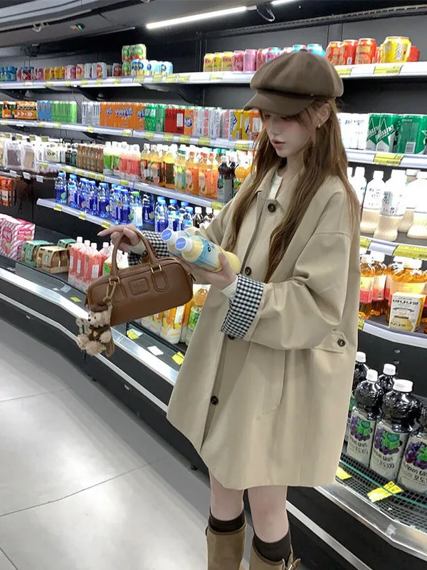 

Модное женское пальто средней длины А-силуэта цвета хаки с клетчатыми вставками и воротником-стойкой, двустороннее, в корейском стиле, свободного кроя, для повседневной носки