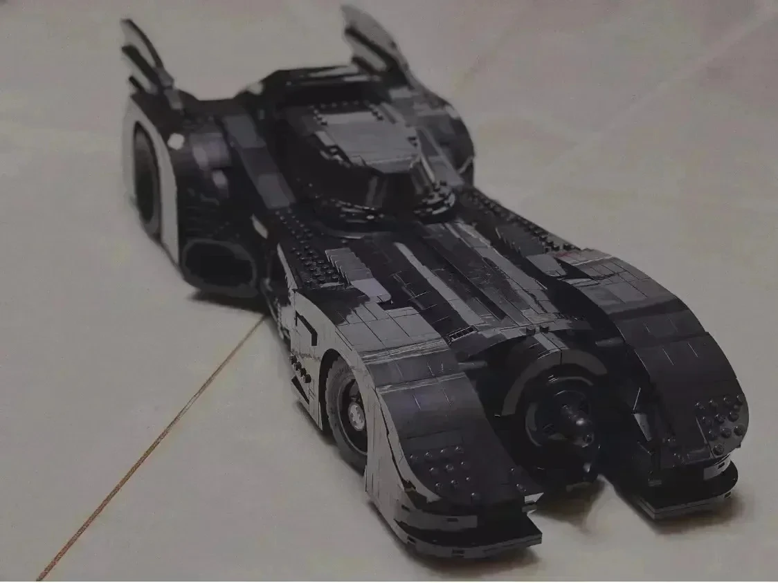 Novo 76139 série de filmes escuro batmobile bloco de construção modelo conjunto natal menino presente