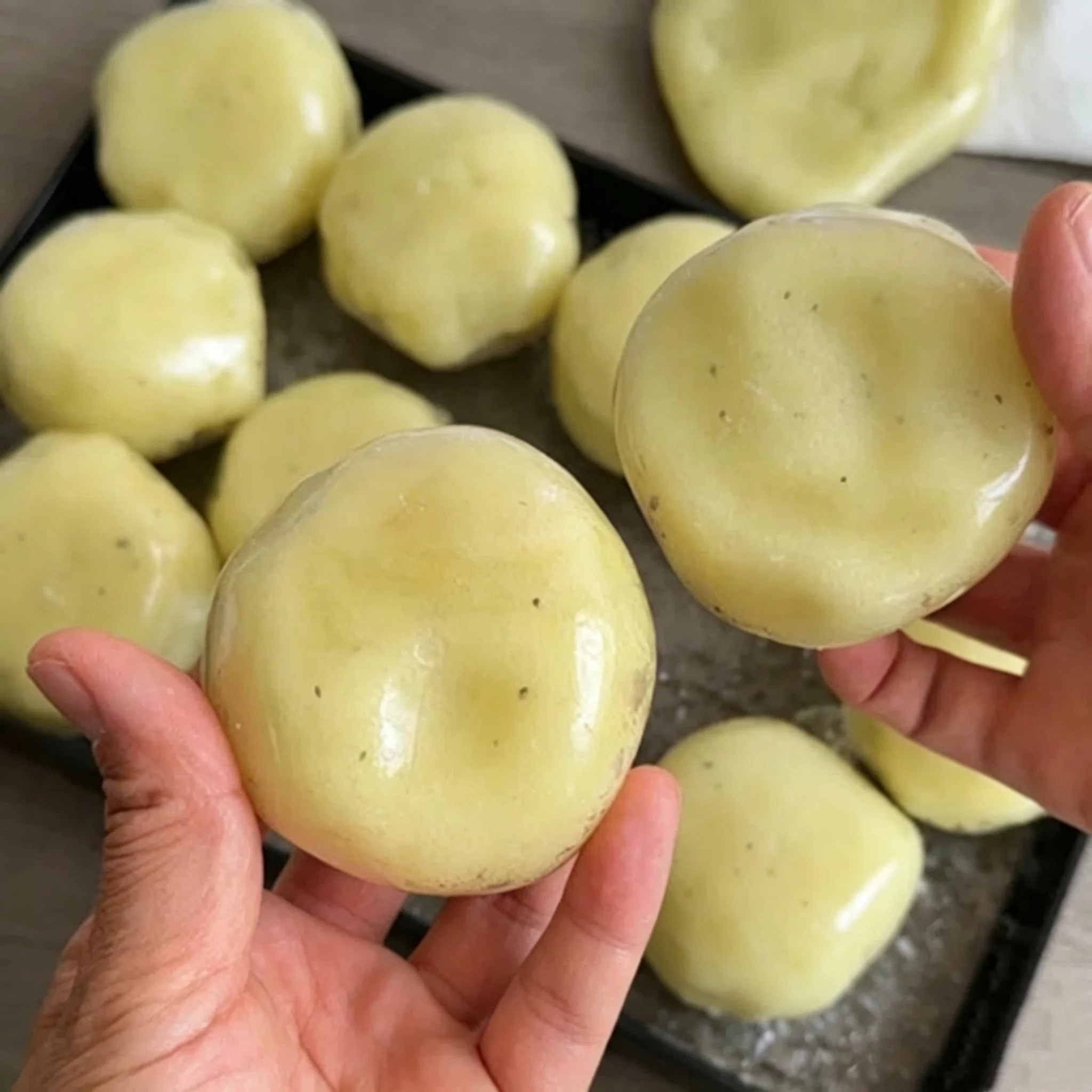 bola-antiestresse-realista-de-batata-amassada-com-textura-e-som-enrugado-brinquedo-sensorial-fidget-para-alivio-do-estresse-para-adultos