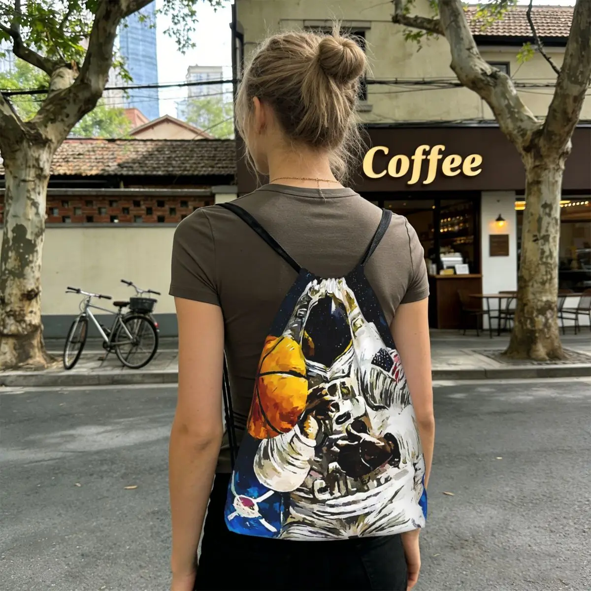 

Astronaut Playing Basketball In Space Backpacks Portable Drawstring Bags Storage Bag Book Bags for Travel School