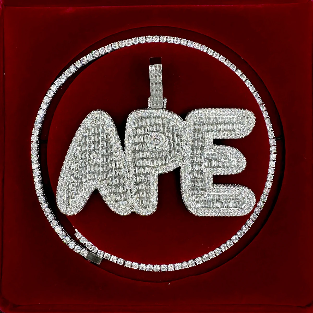 Aokaishen Custom Name Pendant Men Hip Hop Necklace Iced Out Zircon Personalized Silver Color Chain Charms Luxulry Jewelry