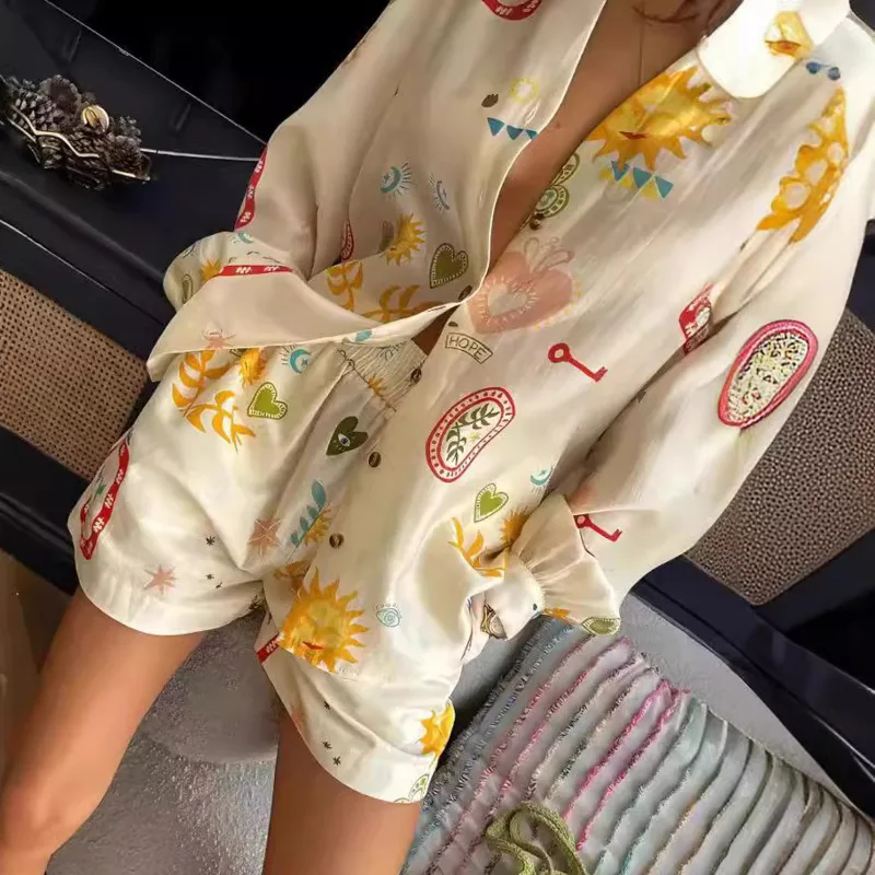 Casual Printed Loose Lapel Buttons Long Sleeved Shirt Set Women Fashion Elastic Waist Pockes Shorts Set New Lady Vacation Outfit