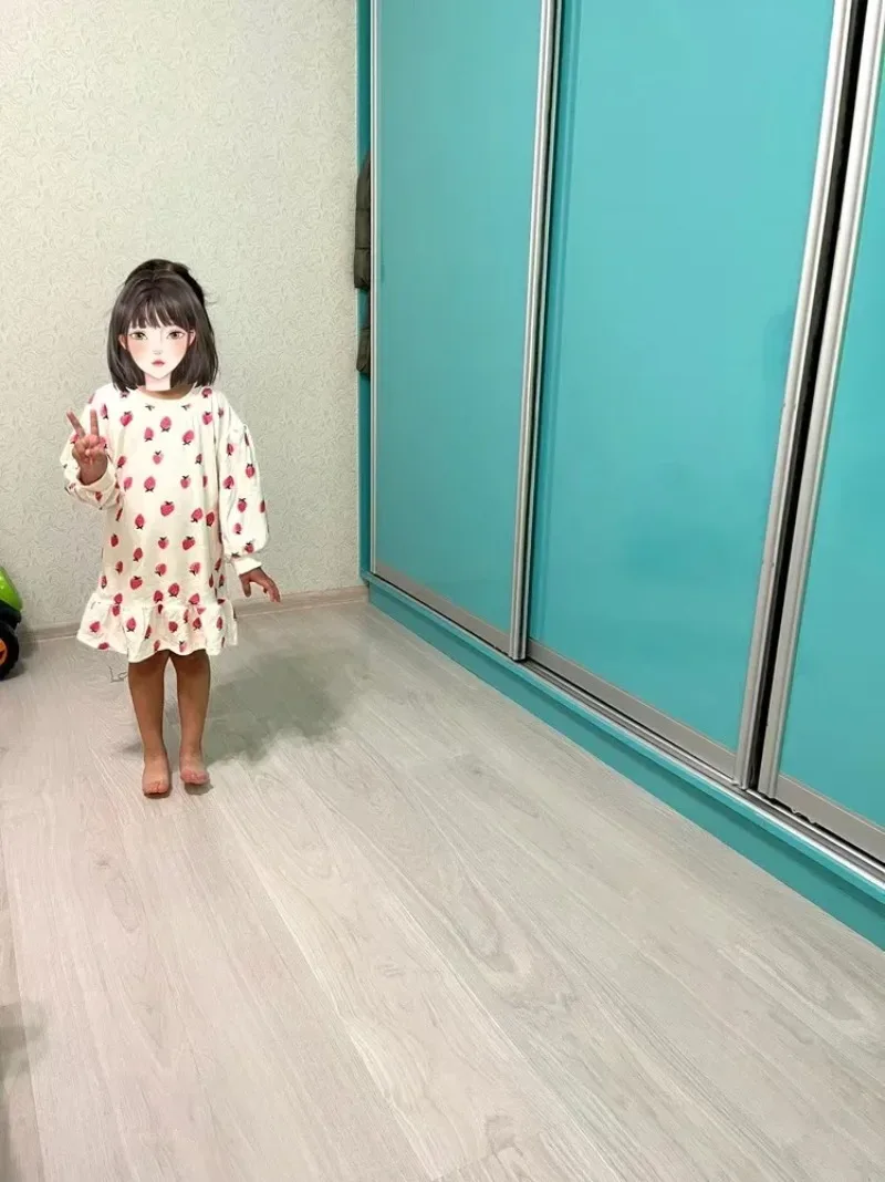 Girls\' Dress Cartoon Strawberries  Autumn New Korean Girls\' Splicing Pleated Dress Printed Baby Kids Casual Clothes