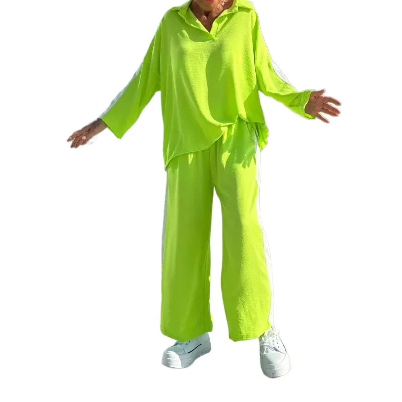 

Autumn New Sports Suit For Women Contrasting Striped Lapel Long Sleeves Fashionable Casual Loose Wide-leg Pants Two-piece Set