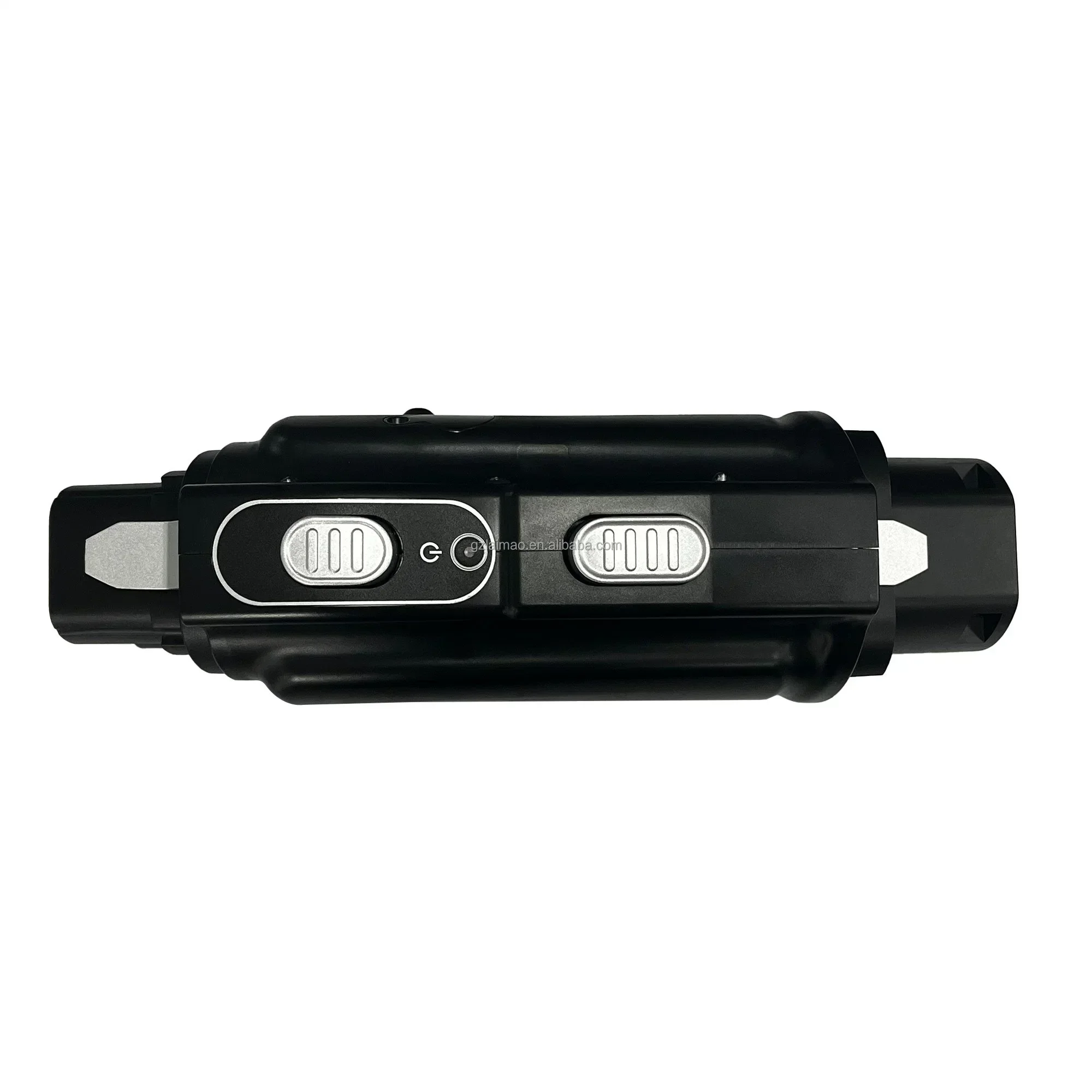 

In stock Wholesale in Bulk 250A/300A CCS2 GBT EV Adapter 1000V DC Condition CCS2 Combo GB/T EV Convertor Adapter Ready S