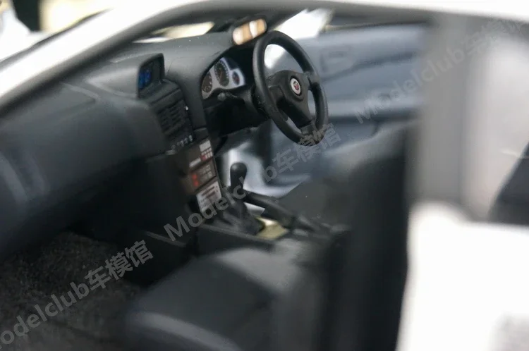 Autoart 1:18 GTR R34 Saitama Prefecture Polizeiauto Simulation Limited Edition All Open Alloy Metal Statisches Automodell Spielzeug Geschenk