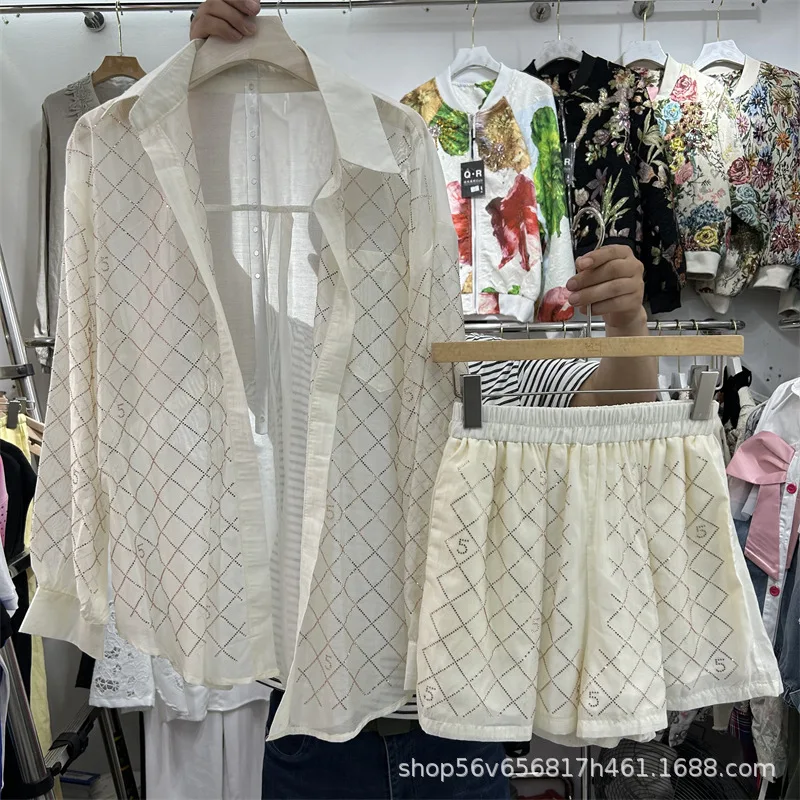 

Women Plaids Diamond Beaded Chiffon Shirts Rhinestones Checkboard Blouse Crystal Sunscreen Tops + Elastic Waist Shorts 2Pcs Set
