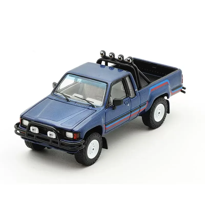 

GCD 1:64 1985 Hilux SR5- Open front cover/open Rear door - Alloy model