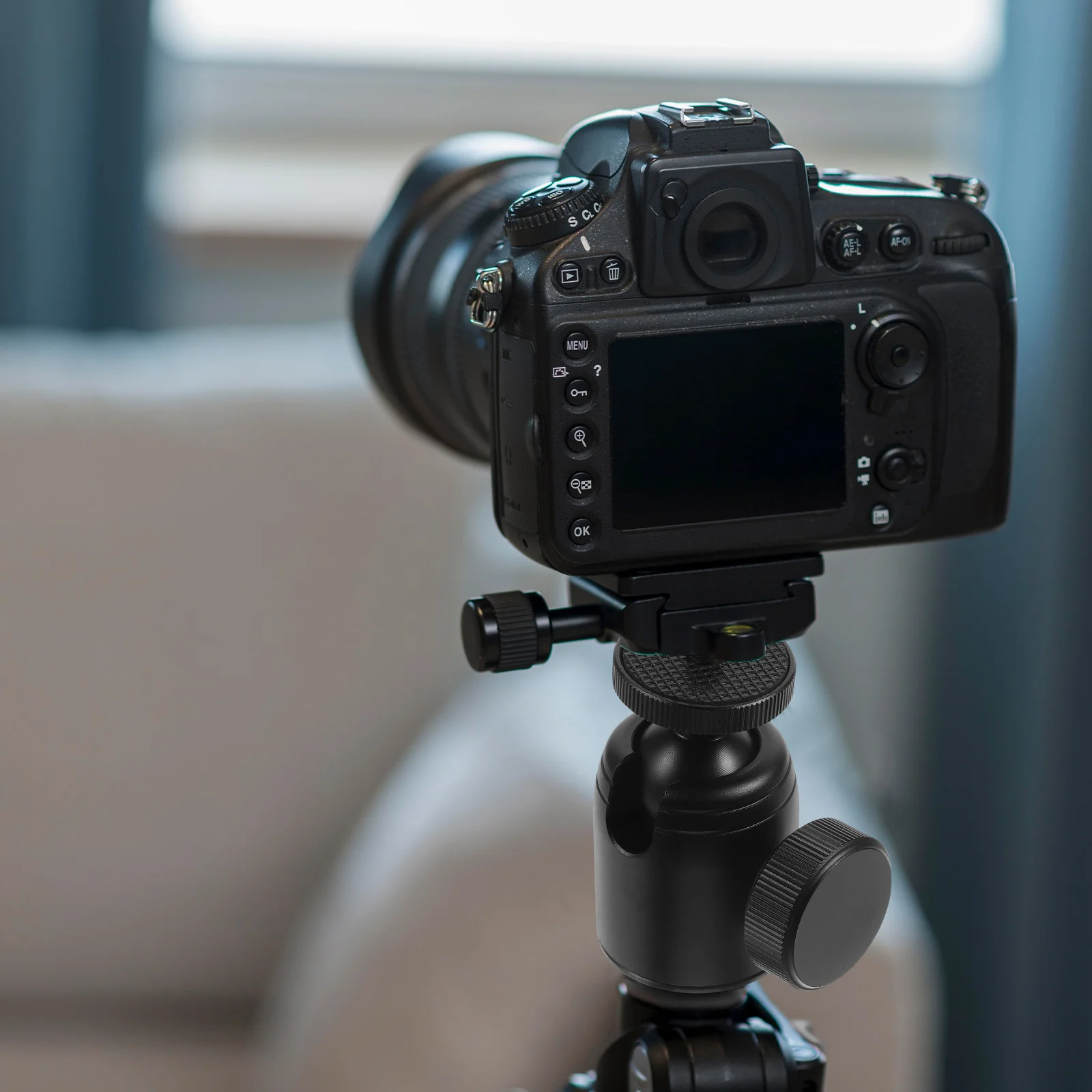 

Ball Head Mount Tripod Clamp 360 Degree Rotatable Camera Desk Mount Adjustable Tripod Accessory for Dslr Phone