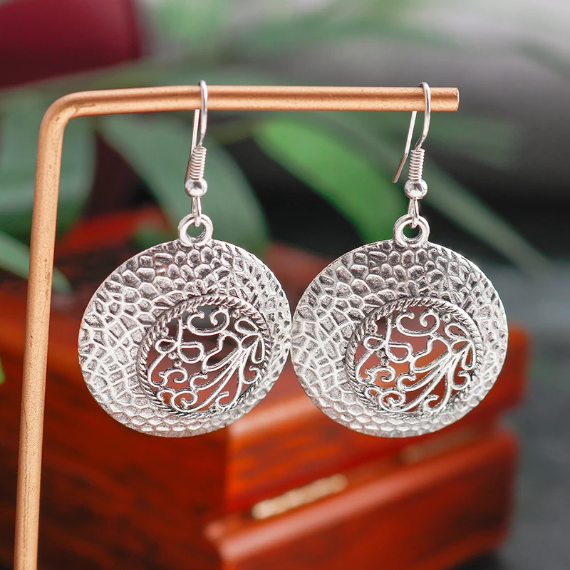 Aihua Mode Aussage böhmischen Vintage ethnischen großen runden Tropfen Ohrring lange geschnitzte Blumen Tropfen Ohrringe für Frauen – Detail 15