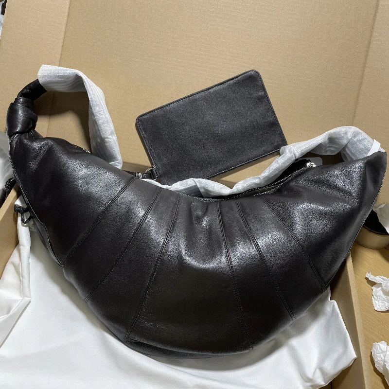 

Fashionable Lambskin Croissant Shoulder Bag Designer Luxury Brand Women's Crossbody Bag Is Versatile, Elegant and Practical