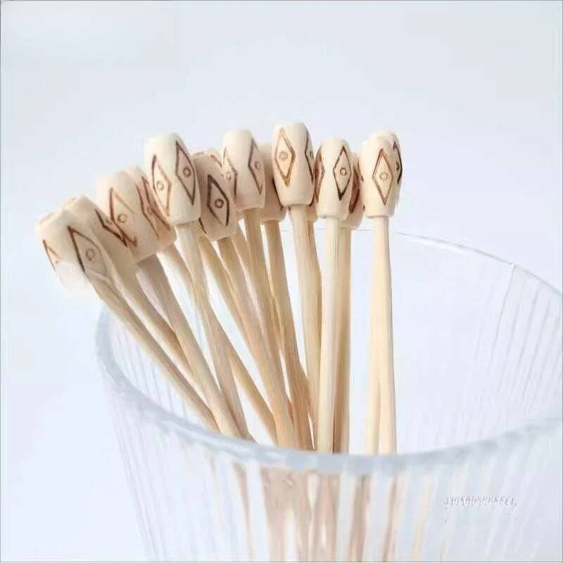 

Long Flat Head Bamboo Skewers Fruit Harvesting Creative Decorative Snail Toothpicks Fruit Forks / Fruit Skewers Dining Utensils