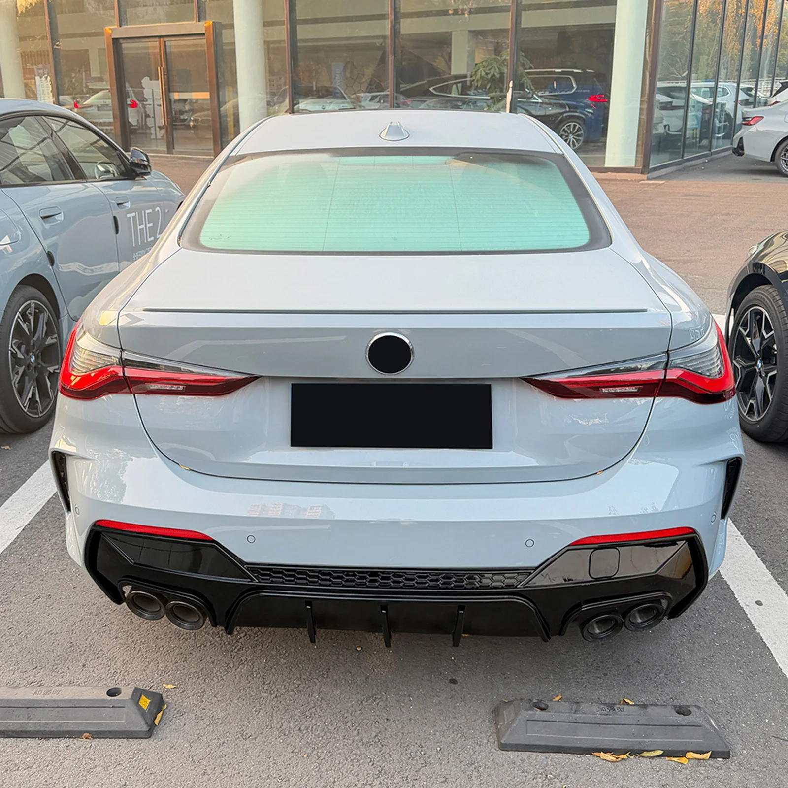 Carbon Fiber Look/Gloss Black Rear Bumper Diffuser Spoiler Lip For BMW 4 Series G22 G23 420i 430i 440i M440i M Sport 2020-2024