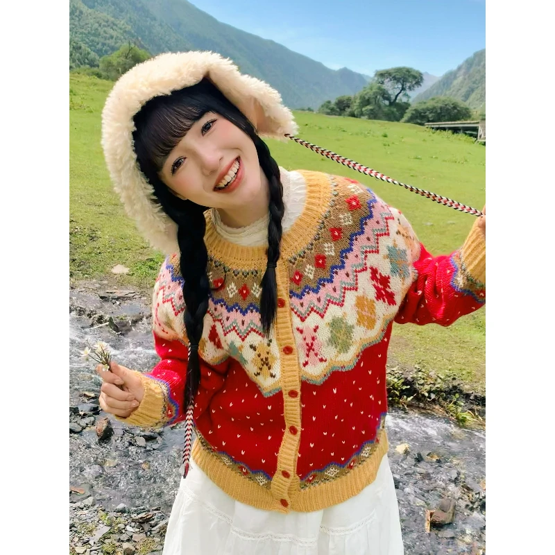 

2026 Autumn/winter New Style Fashionable Loose Knitted Top for Women Christmas Jacquard Design Single-breasted Sweater for Women