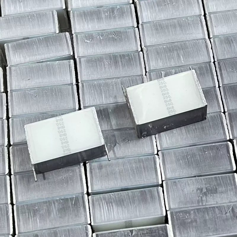 

10-100 шт. немецкий EPCOS Siemens B32564J3685K 250 В 6,8 мкФ 685 К тысяч слоев конденсатора для стека торта