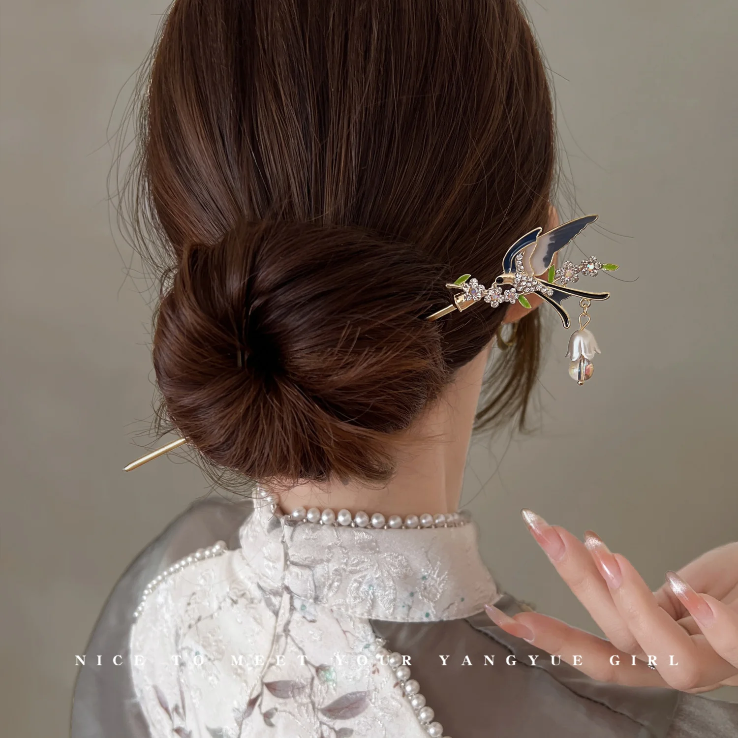 Chinoiserie Swallow Hairpin 2024 New Style Can Be Matched with Cheongsam Headdress Party Holiday Headdress Simple Hairpin Girl