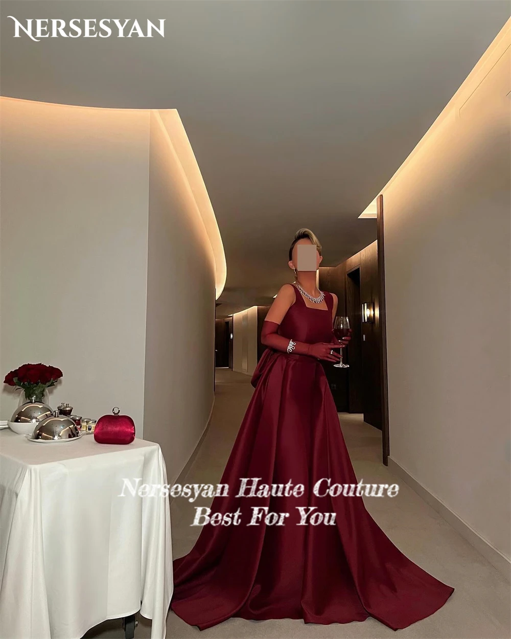 Nersesyan Elegant Burgundy Evevning Dresses robes de soirée A-Line Sauqre Collar Backless With Big Bow Party Gowns For Wedding