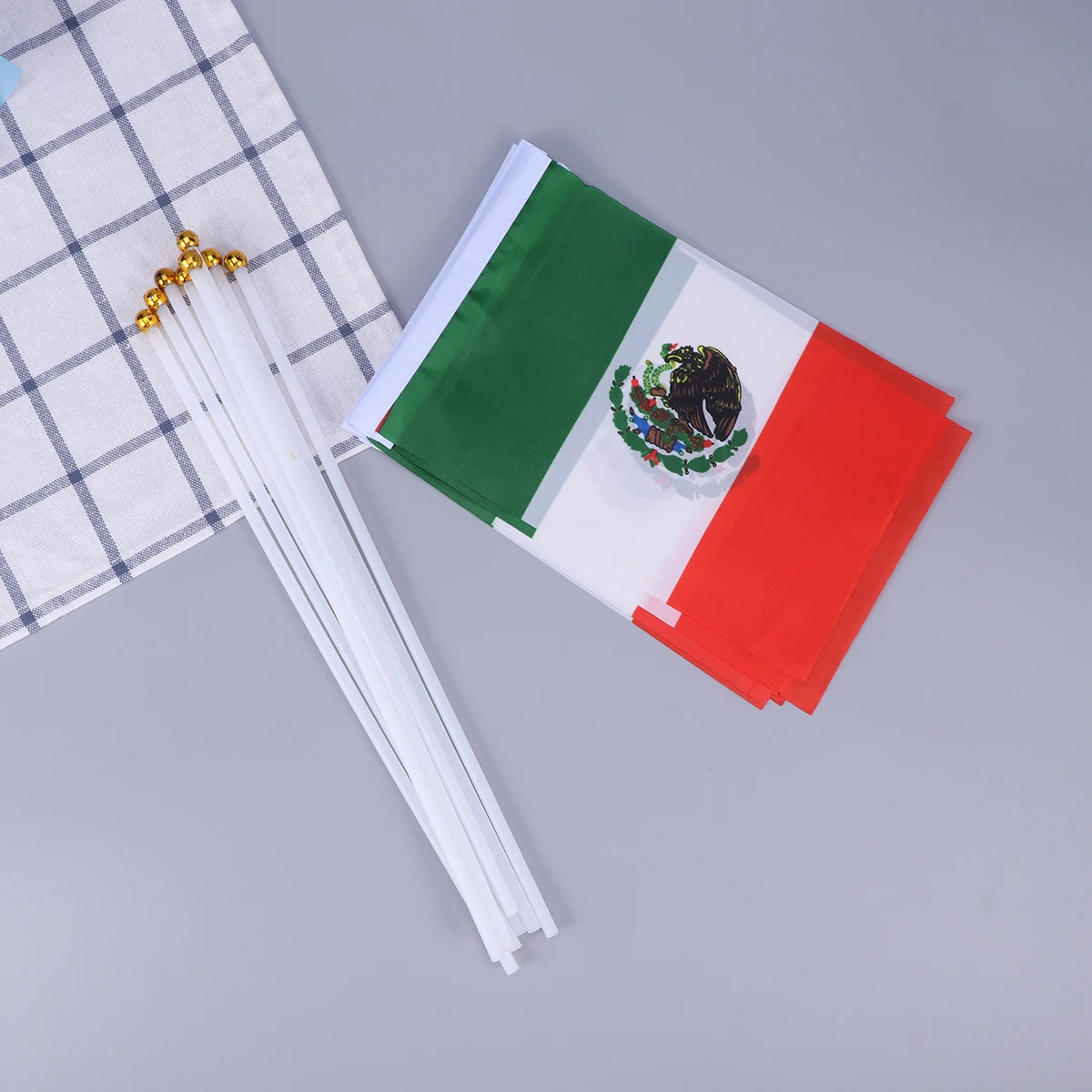 

50pcs Hand Held Small Mexico Flag On Stick International World Country Stick Flags Banners Party Decoration