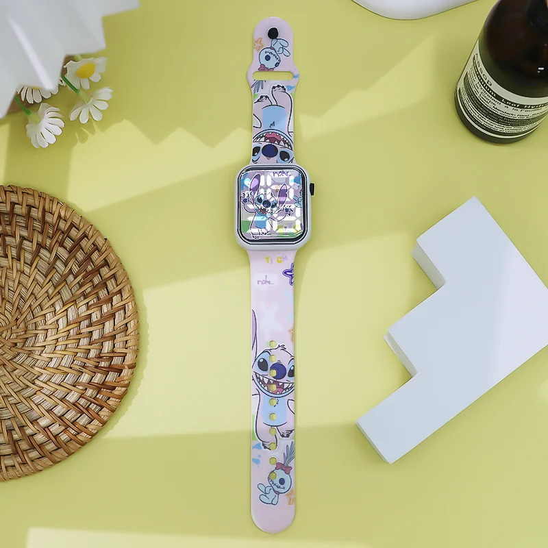 새로운 디즈니 스티치 어린이 시계 소년과 소녀 어린이 전자 시계 패션 디지털 시계 여성 Relógio Infantil