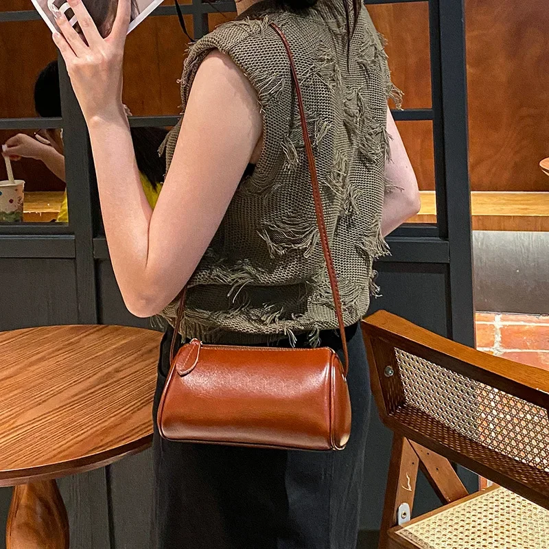 

2024 new women's small satchel, fashionable and exquisite high-end soft leather shoulder messenger bag women bag crossbody bag