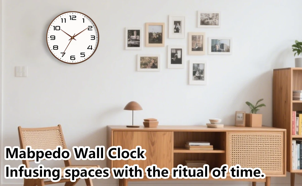 Classic Round Wall Clock Large Clear Readability Numerals Home Office Living Room Decor Offering Elegant Vintage Clock