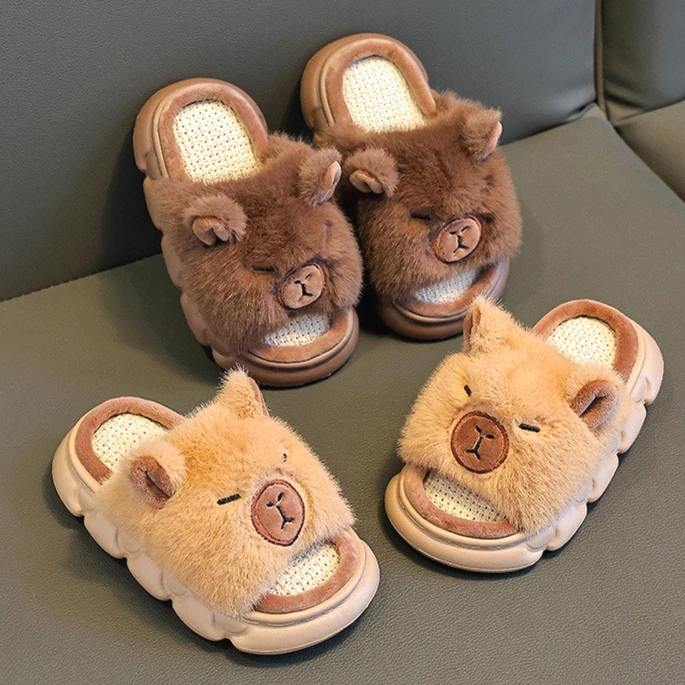 

Новые детские домашние хлопковые тапочки с капибарой, новая зимняя теплая нескользящая повседневная обувь для мальчиков и девочек, милая детская классическая обувь с героями мультфильмов