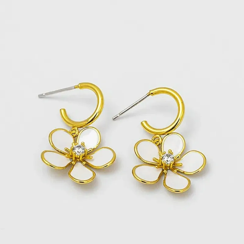 

New White Enamel Flower Earrings Sweet Commuting Personality Simple Light Luxury Earrings Retro Small Hoop Earrings for Women