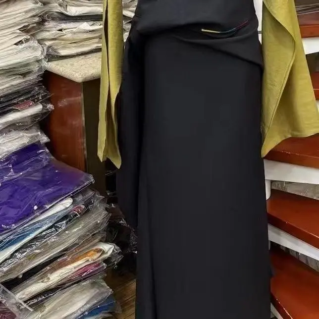 Neue Xizang Mädchen Kangba Kleidung Ethno-Stil einteilige tibetische Robe