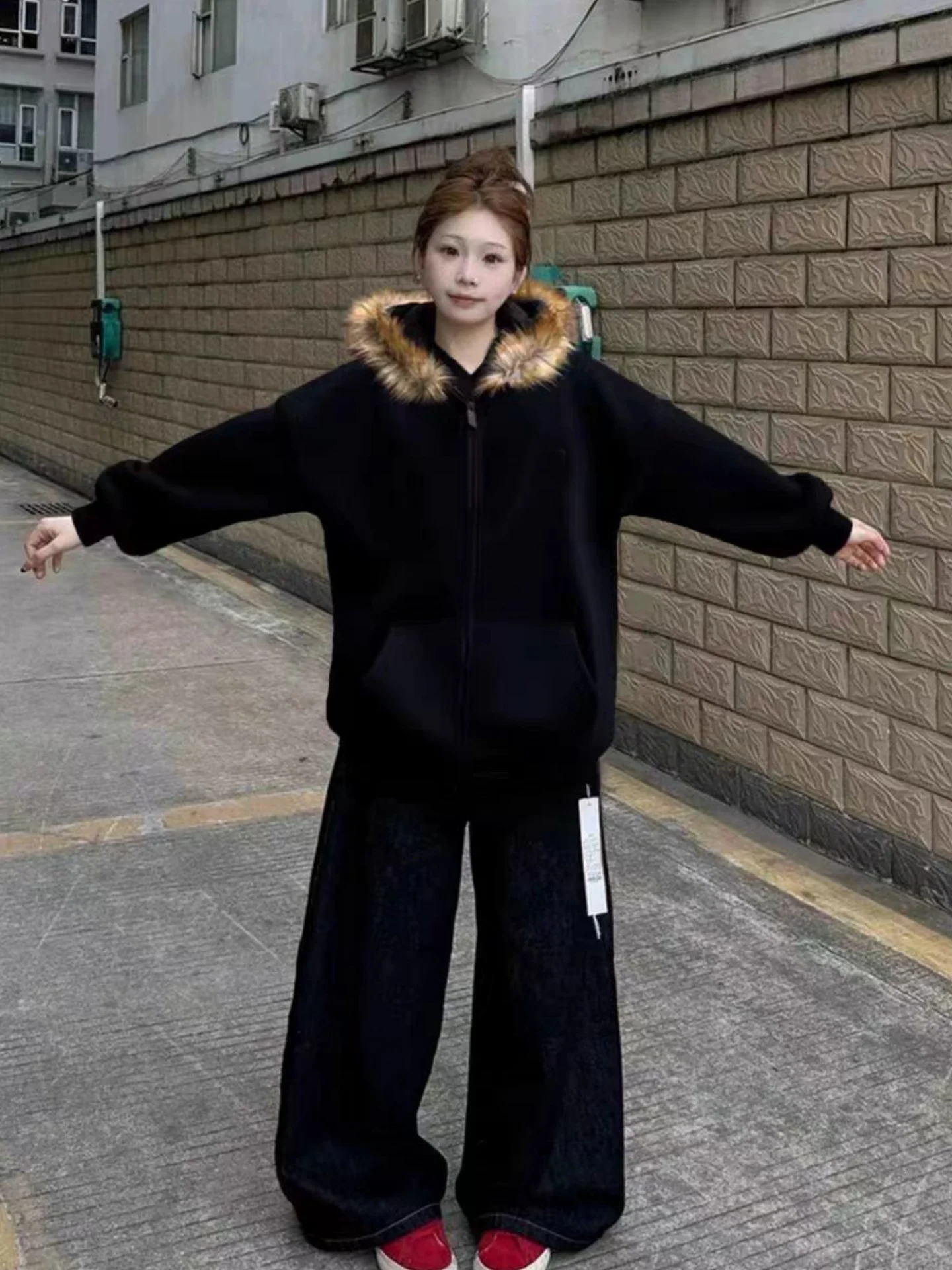 

Новая женская зимняя толстовка-кардиган на молнии с капюшоном, свободного кроя, из флиса, утепленная, модная верхняя одежда в американском стиле