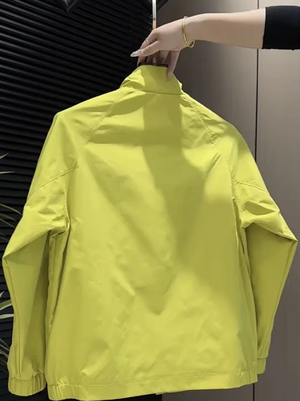 

Faionable Slim Fit Stand Collar Jaet for Men Trendy Versatile Workwear Outerwear Wear Resistant Long Sve Zipper Closure