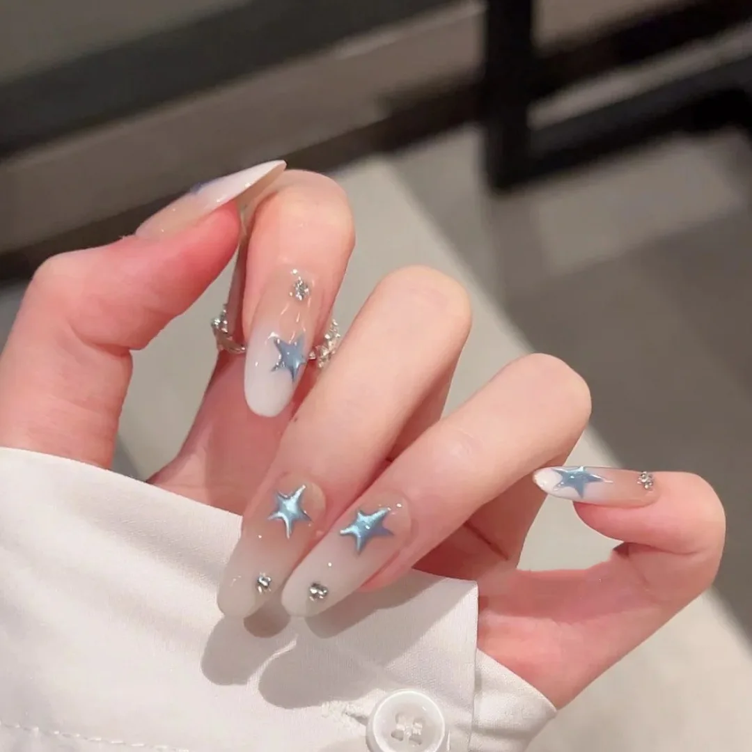 10pcsLight Luxury Handmade Oval Press On Nails White Gradient Blue Star Rhinestone Decor Fake Nails Wearable Nails Art Tips Girl